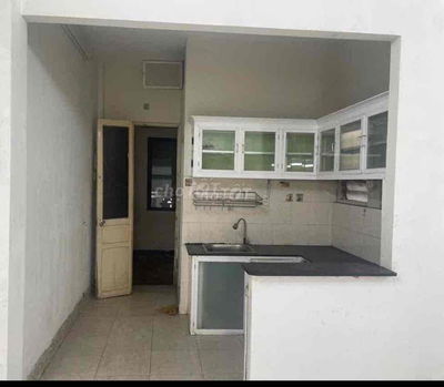 bán căn hộ thang bộ lầu 2 trung cư CMT8 P12 Tân bình khu k300