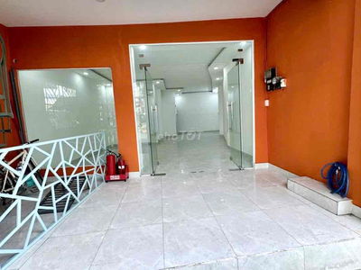 MB TRỐNG SUỐT GIÁ HỜI -KD ĐA NGÀNH - LỐI ĐI RIÊNG XE QUA LẠI ĐÔNG ĐÚC