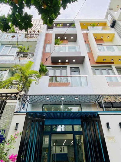 Cơ hội không lặp lại–Bán liền tay nhà Lạc Long Quân,giá quá tốt cho nh