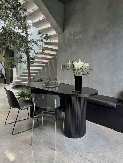 BIỆT THỰ ĐẸP DT 5*25, TRỆT LẦU, 2PN RỘNG, SÂN XE HƠI 7 CHỖ