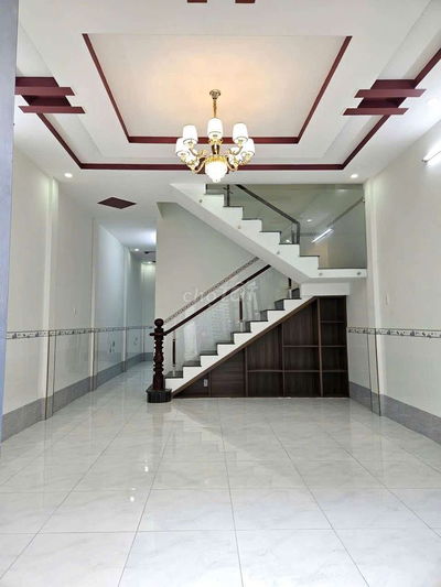 Chủ mua nhà mới cần bán lại giá rẻ 2PN 2WC 104m2