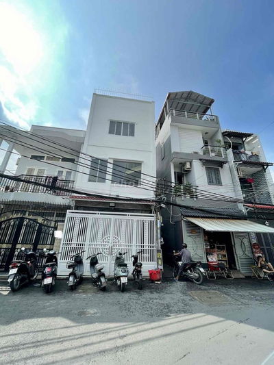 NHÀ PHỐ MẶT TIỀN ĐƯỜNG 10M 95 LÊ VĂN LƯƠNG NGAY LOTTE MART QUẬN 07