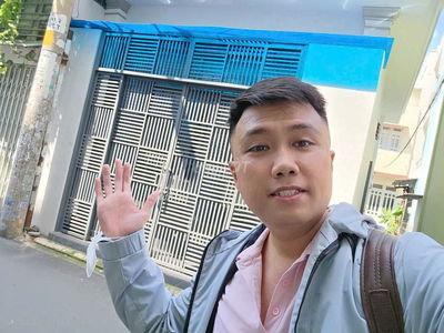 *** 1 căn - Phú Nhuận, Hxh 7 chỗ thông - 33m2 ngang 4.5m, 4 tầng.