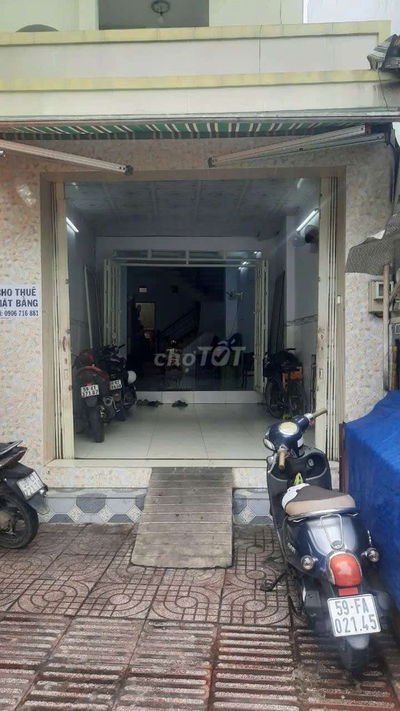 Cho thuê mặt bằng kinh doanh 33m2 mặt tiền đường Lý Chiêu Hoàng P10 Q6