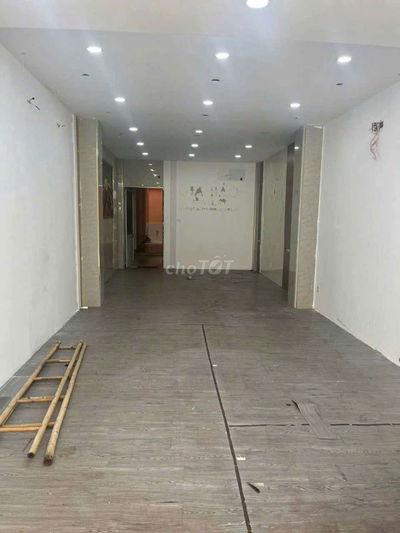 Cho Thuê Nhà 1 Trệt 2 Lầu 4PN 4x24m Mặt Tiền Kinh Doanh Lý Phục Man