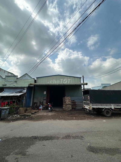 CHO THUÊ KHO XƯỞNG 300M ĐƯỜNG LỘ 10m kd đa ngành nghề