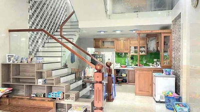 cần bán nhà kiệt Oto Âu Cơ