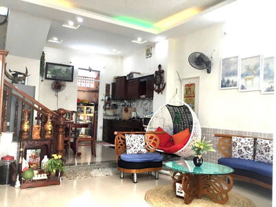 CHO THUÊ NHÀ NỘI THẤT CAO CẤP RỘNG RÃI Ở TRUNG TÂM VŨNG TÀU