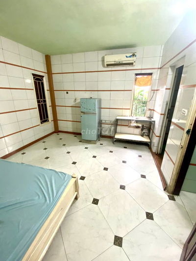 Phòng khép kín, đủ nội thất, La Khê, Giá 2,Xtr