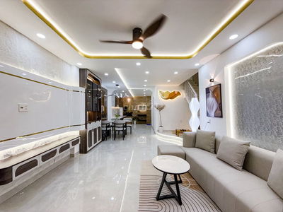 NHÀ ĐẸP 6PN FULL NỘI THẤT-GẦN HÀNG XANH-P25 BÌNH THẠNH