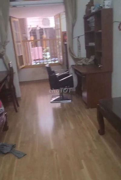 3 phòng ngủ tầng 2 thang bộ 20 phố Hòe Nhai đủ đồ miễn trunggian