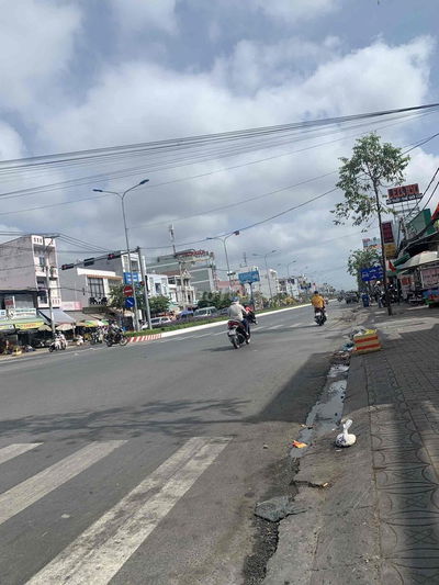 Nhà 3x25m trệt gác mặt tiền Nguyễn Văn Cừ