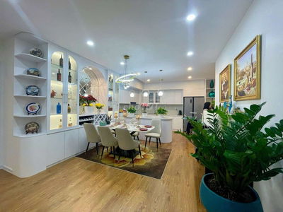 Căn hộ 136m2, 3PN+1, 2VS, Nội thất cao cấp, sẵn sổ giao dịch