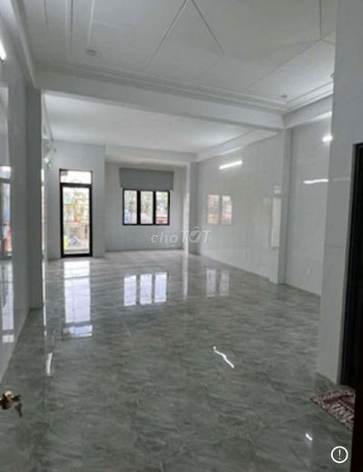 Nhà 3 tầng 100m2, 6pn trống suốt, mt Điện Biên Phủ