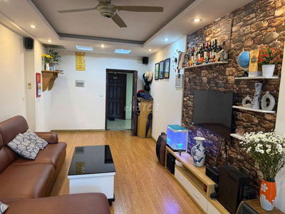 Chung Cư Sài Đồng 75m² – 2PN–View Vinhomes–Full Nội Thất–Giá Hơn 4 Tỷ