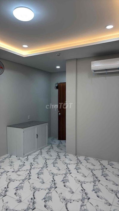 cho thuê phòng trọ , căn hộ cao cấp, mặt đường hà huy giáp q12