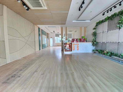 Mặt tiền Đại Lộ Bình Dương , gần toà nhà Becamex, phố ngân hàng