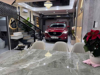 NHÀ XÂY MỚI HOÀN TOÀN CỰC KIÊN CỐ + XE HƠI THIẾT KẾ ĐẸP MÊ HỒN GIÁ CHỈ