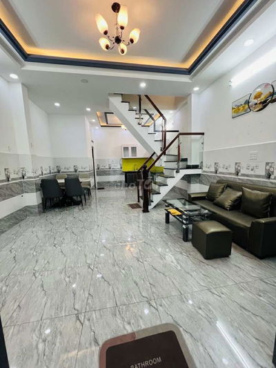 NHÀ ĐẸP NGANG GẦN 5M - LÂM VĂN BỀN