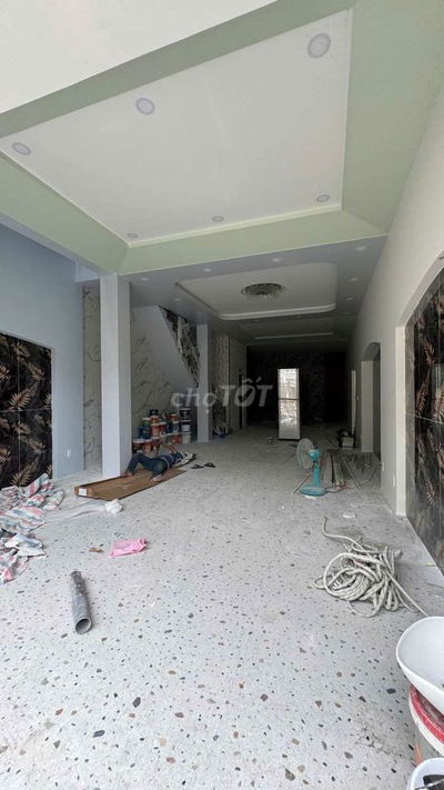 6 X 20M MẶT TIỀN ĐƯỜNG GẦN ĐẦM SEN