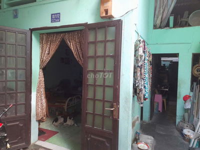 NHÀ BÁN, HẺM Q.4, 60M2, DÂN CƯ AN NINH, CHỢ, NHÀ THỜ.GIẤY TỜ CHÍNH CHỦ