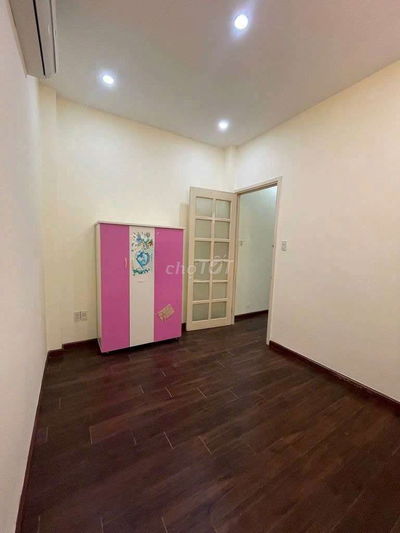 Nhà Đẹp Hẻm Sát MT Lê Quang Định 2PN2WC chỉ 11 triệu