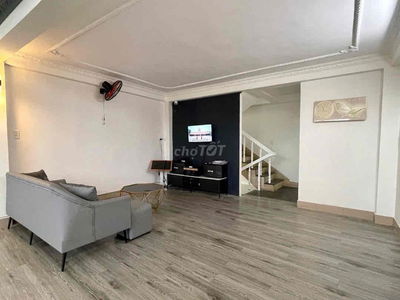 HƠN 3TY NHÀ 3 TẦNG MẶT TIỀN ĐƯỜNG 10M5 TRƯỜNG CHINH