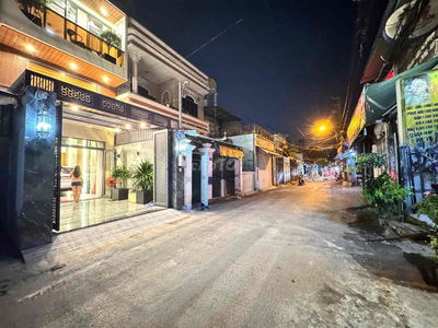 Nhà mới giá rẻ, siêu đẹp, full nội thất cao cấp