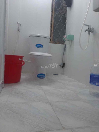 phòng trọ dt 35m đường trần hưng đạo Q5 HCM