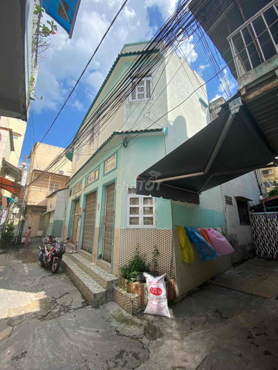 Cần cho thuê nhà 3 mặt hẻm