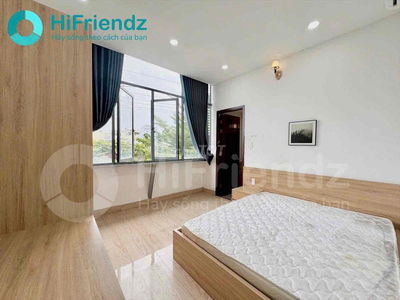 STUDIO CỬA SỔ TRỜI SIU TO RỘNG RÃI NGAY PHẠM VĂN ĐỒNG CÓ SẴN NỘI THẤT