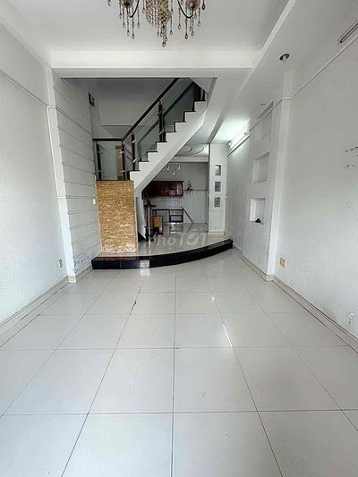 NHÀ 4 PHÒNG ĐƯỜNG NỘI BỘ 10M KHU BÌNH PHÚ
