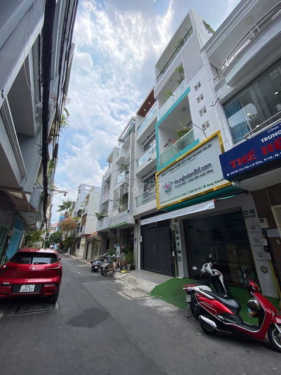 Cần bán nhà 22 Lữ Gia đường thông hẻm 7m. DT: 4 x 15m, 4 tầng đẹp