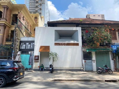 Cho thuê nhà 8x20m, giá 130 triệu Sương Nguyệt Ánh, Quận 1