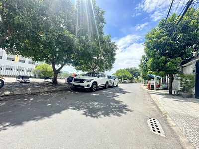 Bán lô đất 93m2 ngang 5m đẹp đường nhựa 6m K20 gần BV 600gi