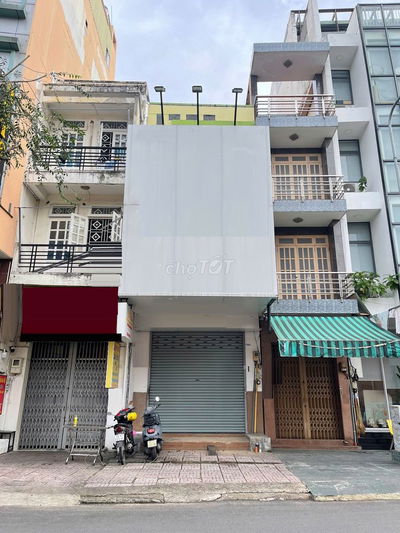 Mặt Tiền Đường Nguyễn Thái Bình Ngay Sát Ngã Tư Út Tịch.