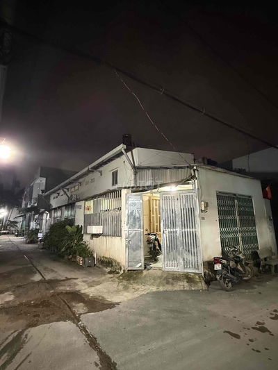 100M2(5x20) - LÔ GÓC - HẺM VIP LIÊN KHU 4-5 - HXT - SỔ A4 - 15Tr/TH