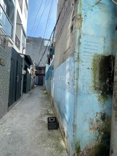 Nhà bán 1 trệt 2 lầu, hẻm 80 Dương Quảng Hàm 3,97 tỉ