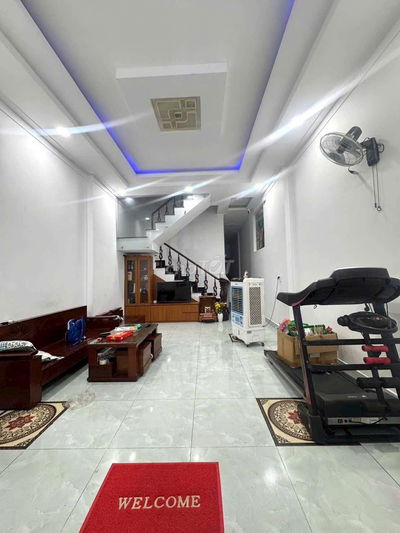 Bán Nhà 2TẦNGNguyễn Ảnh Thủ cách 100m4,3*23mđg7m xehơiđỗ5pnGiá5Tỷ680tr