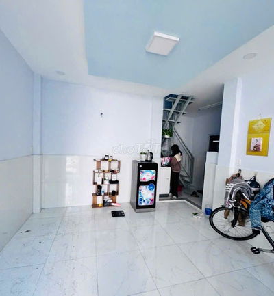 Bán nhà 27m2, Hẻm Xe Hơi, 2 Tầng, Chỉ 2.X Tỷ, Lũy Bán Bích, Tân Phú.