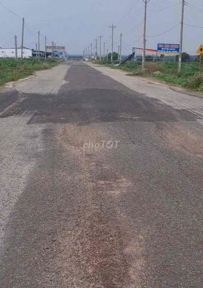 cần bán lô góc tdc ap 6 nha bích nam truc duong nhua 21m