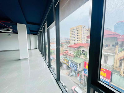 Chính chủ cho thuê toà văn phòng tại Ô chợ Dừa 270m2 giá 46t mới keng