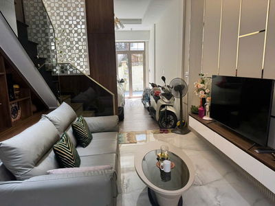 KHUÔN ĐẤT ĐẸP - HIẾM | Nhà HXH 7m Lạc Long Quân, P.11 | DT: 111m2 |