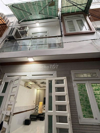 bán nhà GIÁ RẺ CHỈ 3 tỷ 6 có ngay nhà trung tâm P9 Gò vấp, đường ô tô