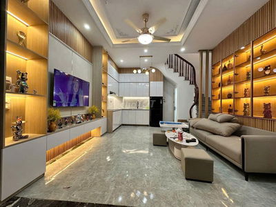 Bán nhà Khuyến Lương 32/65m², 5 tầng, lô góc, nhỉnh 5 tỷ, gần ô tô