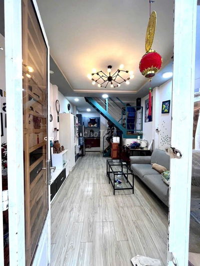 NHÀ MỚI Ở LIỀN - VUÔNG ĐẸP 30M2- HẺM OTO TỚI NHÀ