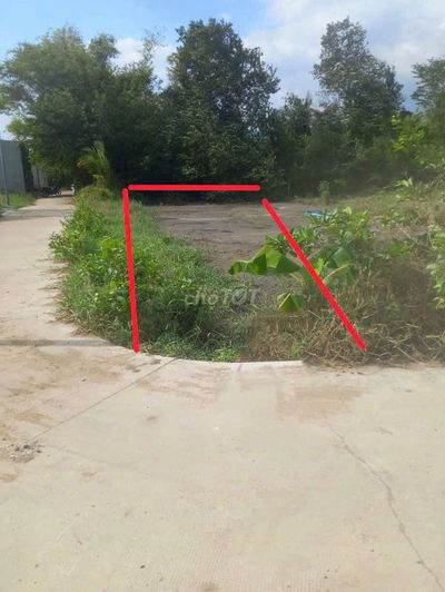 CHỦ NGỘP BÁN GẤP GIẢM GIÁ SÂU 60TR ĐẤT 2 MẶT TIỀN FULL THỔ CƯ 186M2