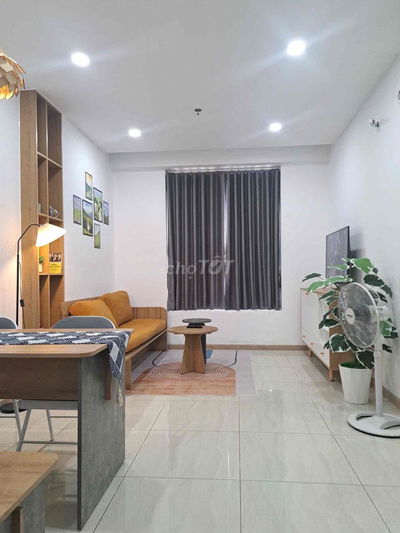 Cho Thuê Căn 2PN 2WC Full Nội Thất Bcons Garden 7tr/tháng