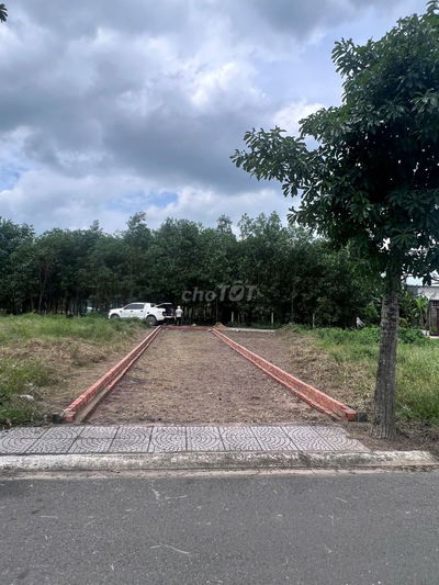 Giảm giá bán luôn. An Viễn khu đẹp đáng sống, 94m2, sổ sẵn, xây tự do.