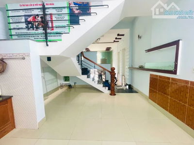 NHÀ 3 TẦNG 90M2 Ỷ LAN NGUYÊN PHI - 7M5 LỀ 4M5 – HẢI CHÂU – GẦN VINMEC - LÊ THANH NGHỊ